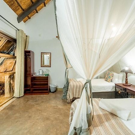 Nguni Lodge Air Terjun Victoria Bagian luar foto