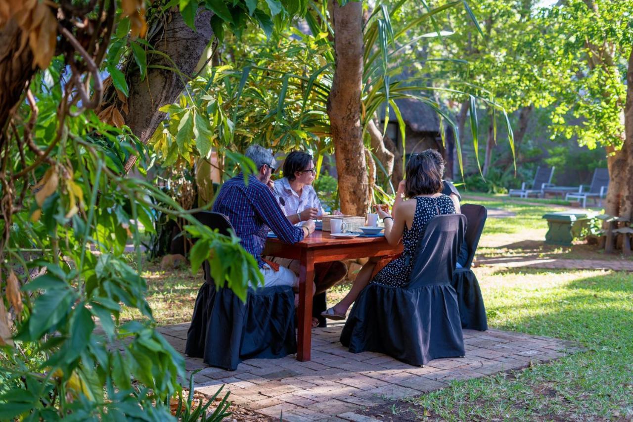 Nguni Lodge Air Terjun Victoria Bagian luar foto