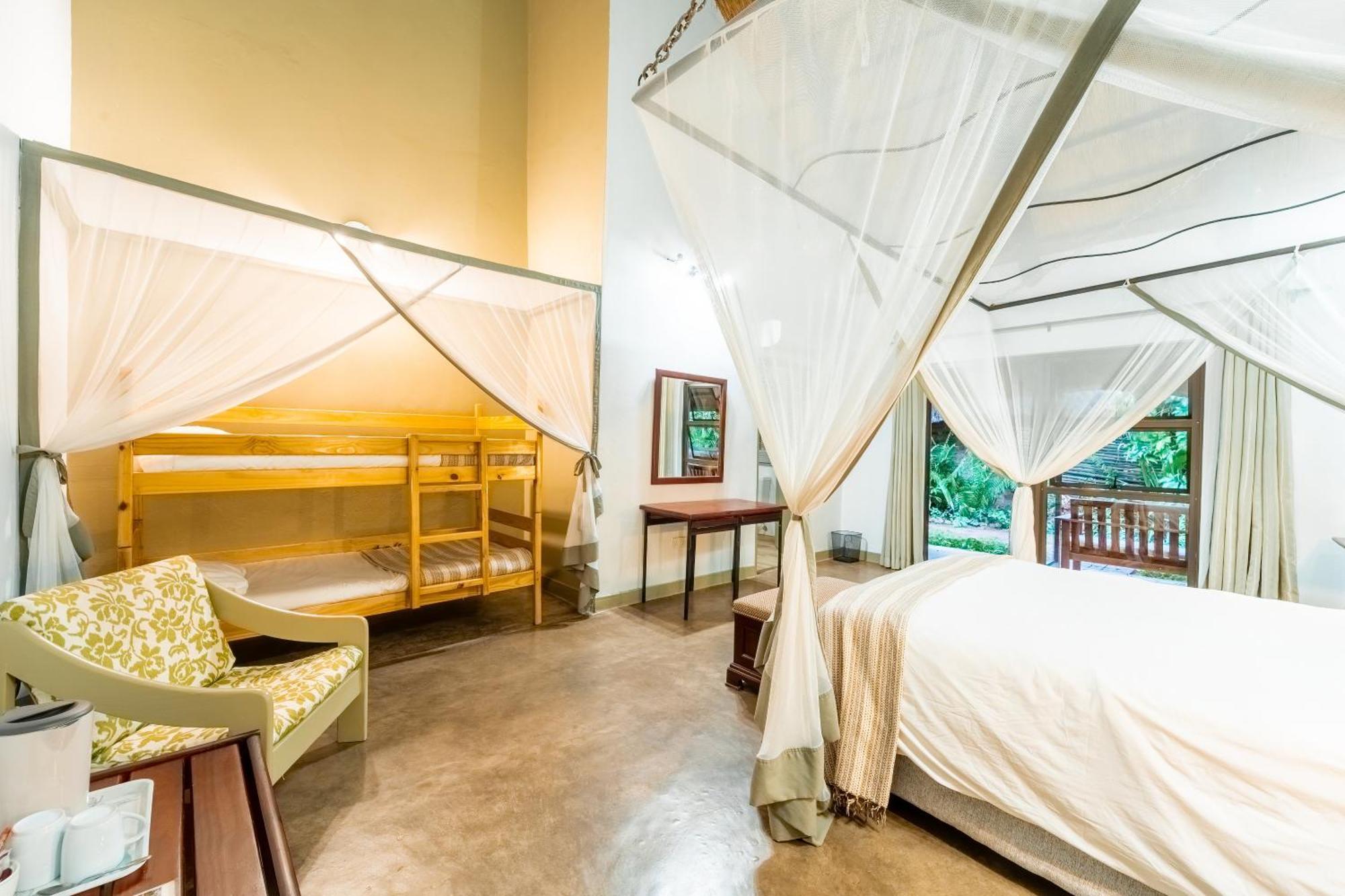 Nguni Lodge Air Terjun Victoria Bagian luar foto